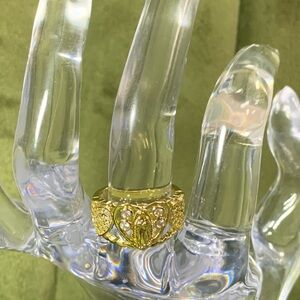 gold plated heart with Virgen De Guadalupe ring with rhinestones hearts
